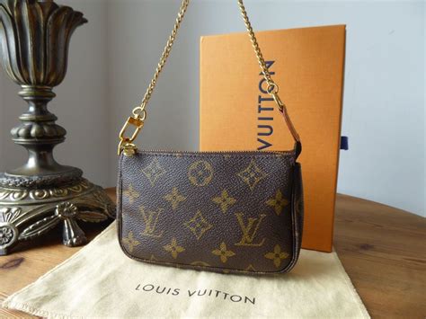 louis vuitton mini pochette accessories